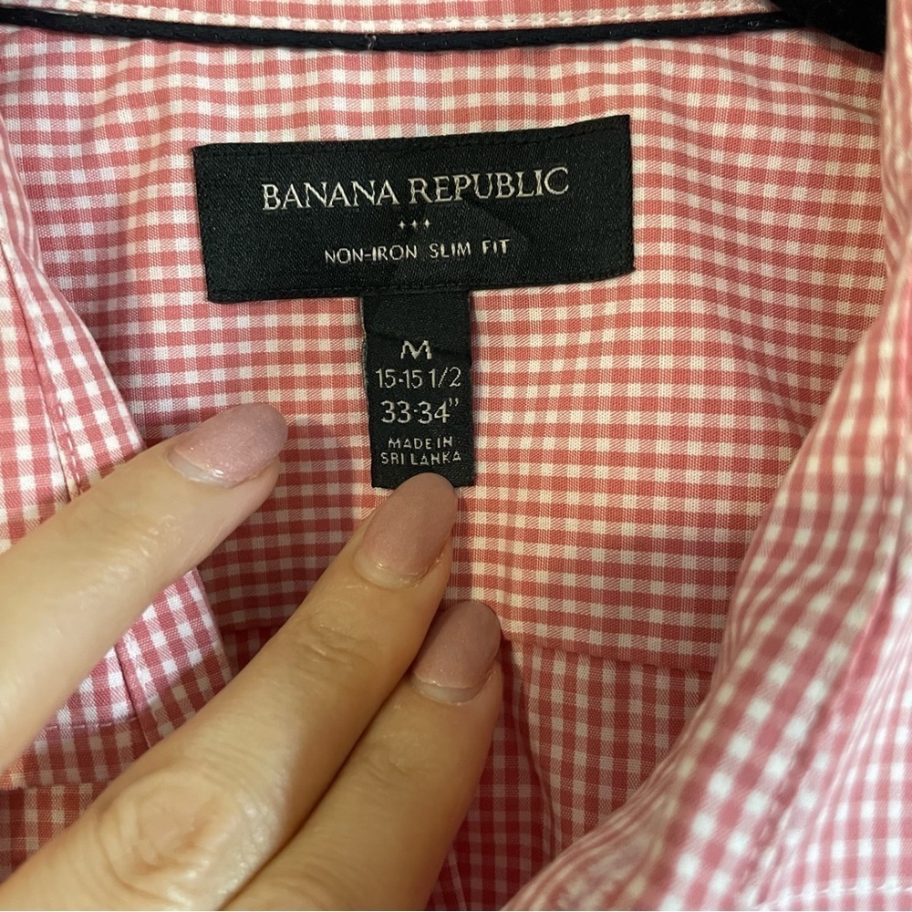 Banana Republic Button Up size M like new​​​​​​​ - Picture 3 of 3